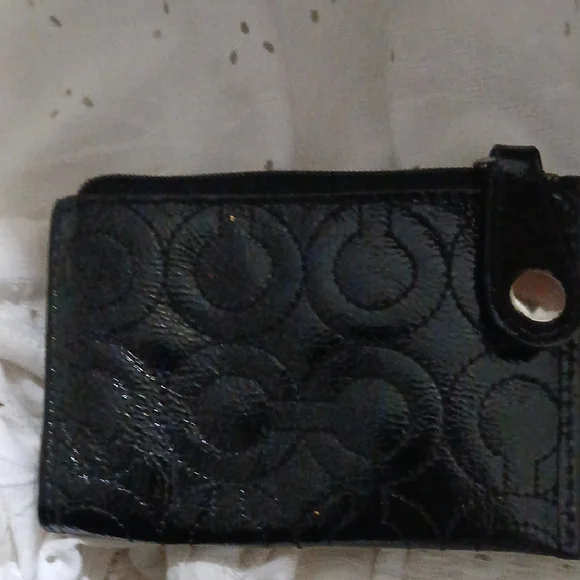 COACH Black Quilted Leather Wallet with Zipper Closure COIN PURSE - Picture 2 of 5